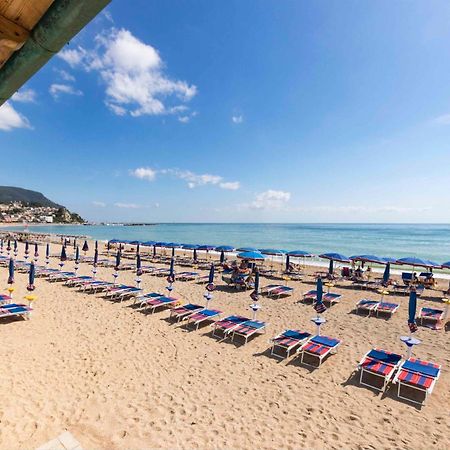 Casabianca Appartamenti Numana Esterno foto